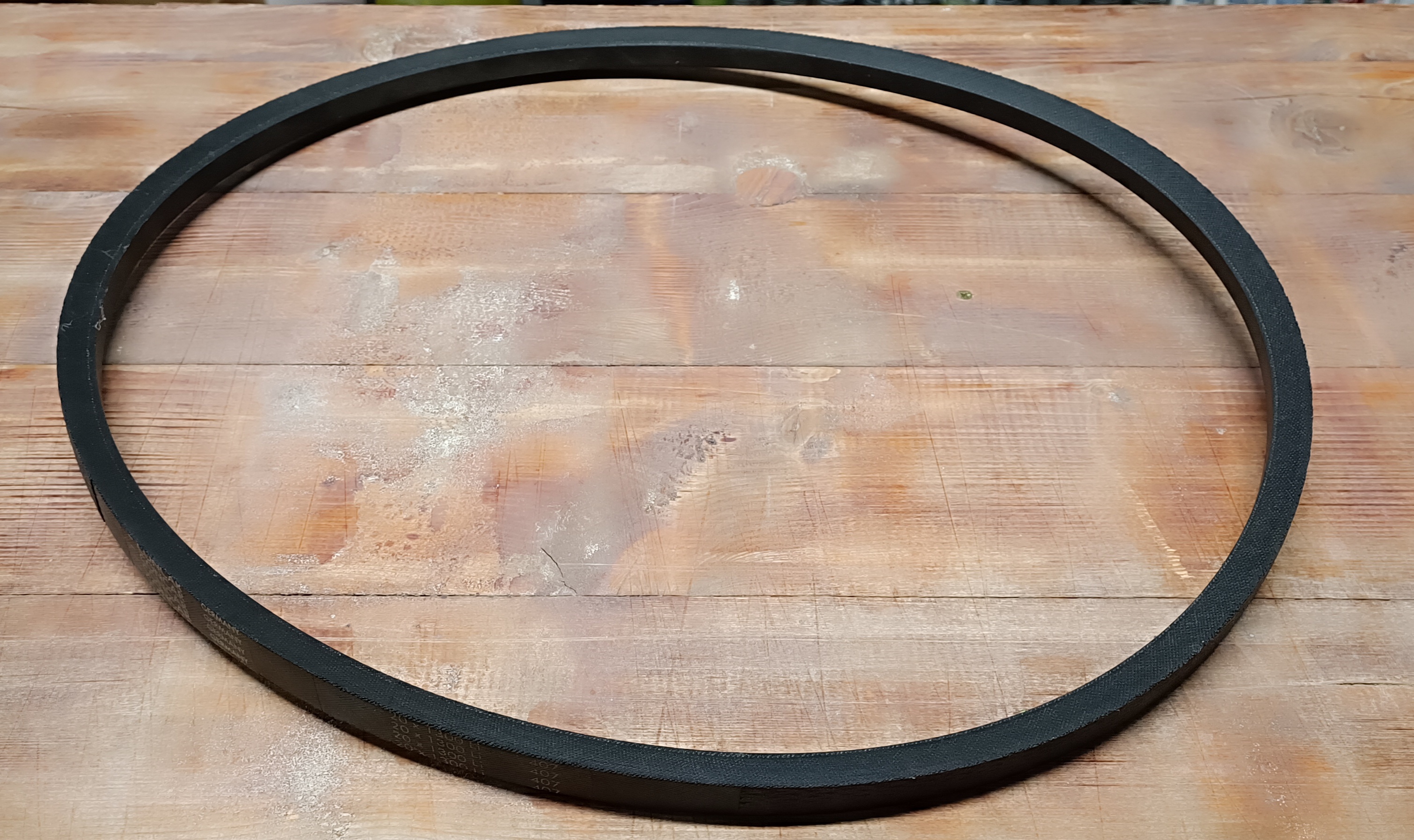 20 x 12,5 x 1950 Li / Klassischer Keilriemen