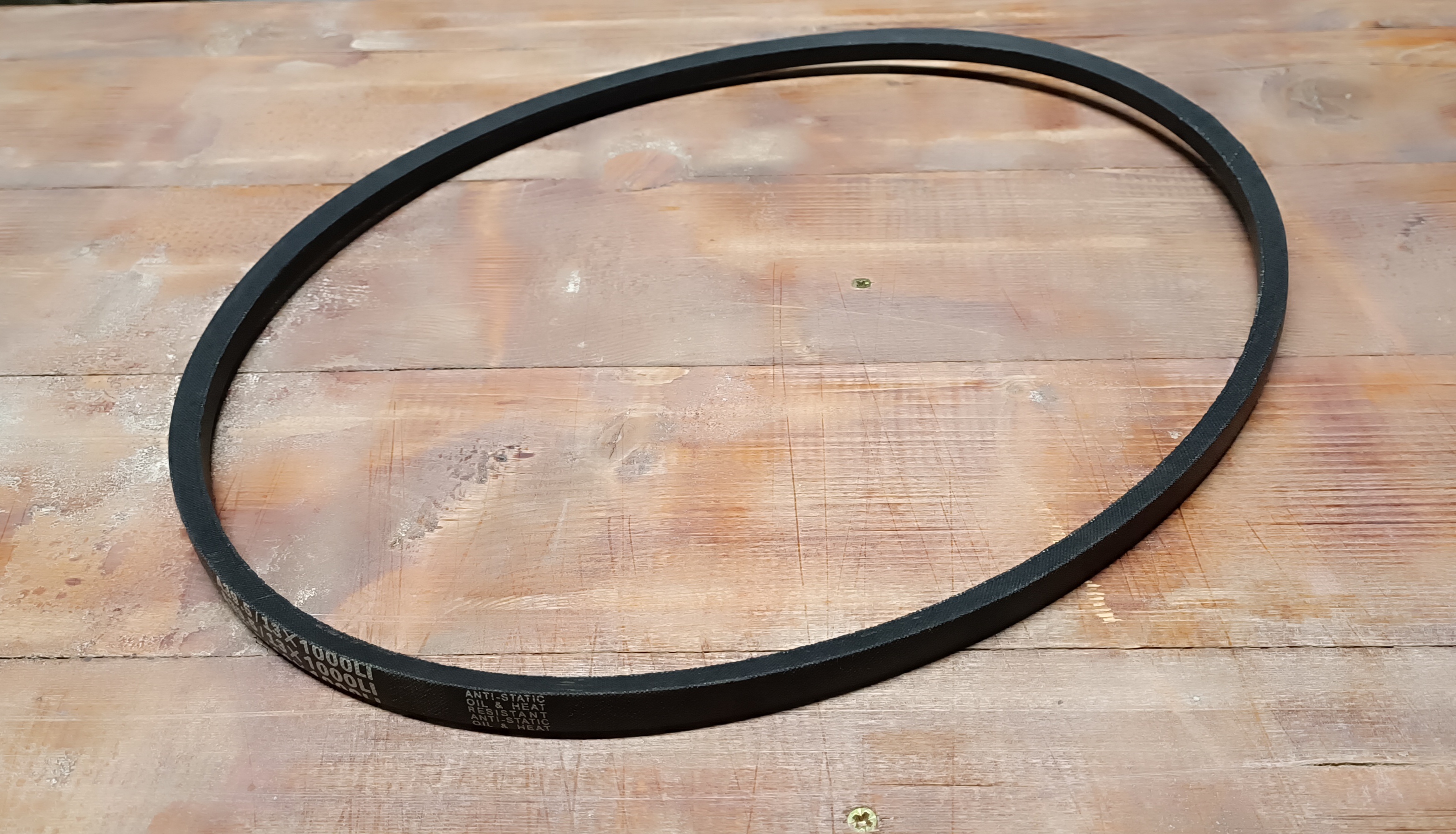 13 x 8 x 1825 Li / klassischer Keilriemen