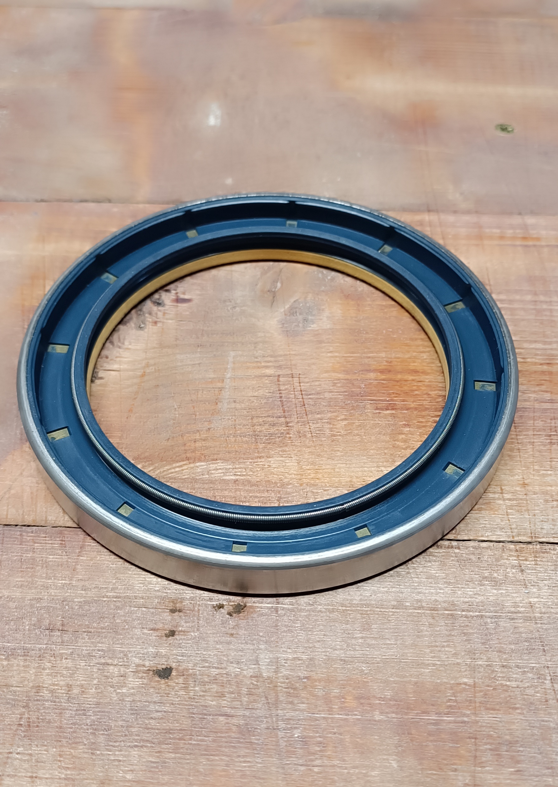 29,8 x 50 x 10/11,5 BFSLRDX67 / Wellendichtring mit Drall